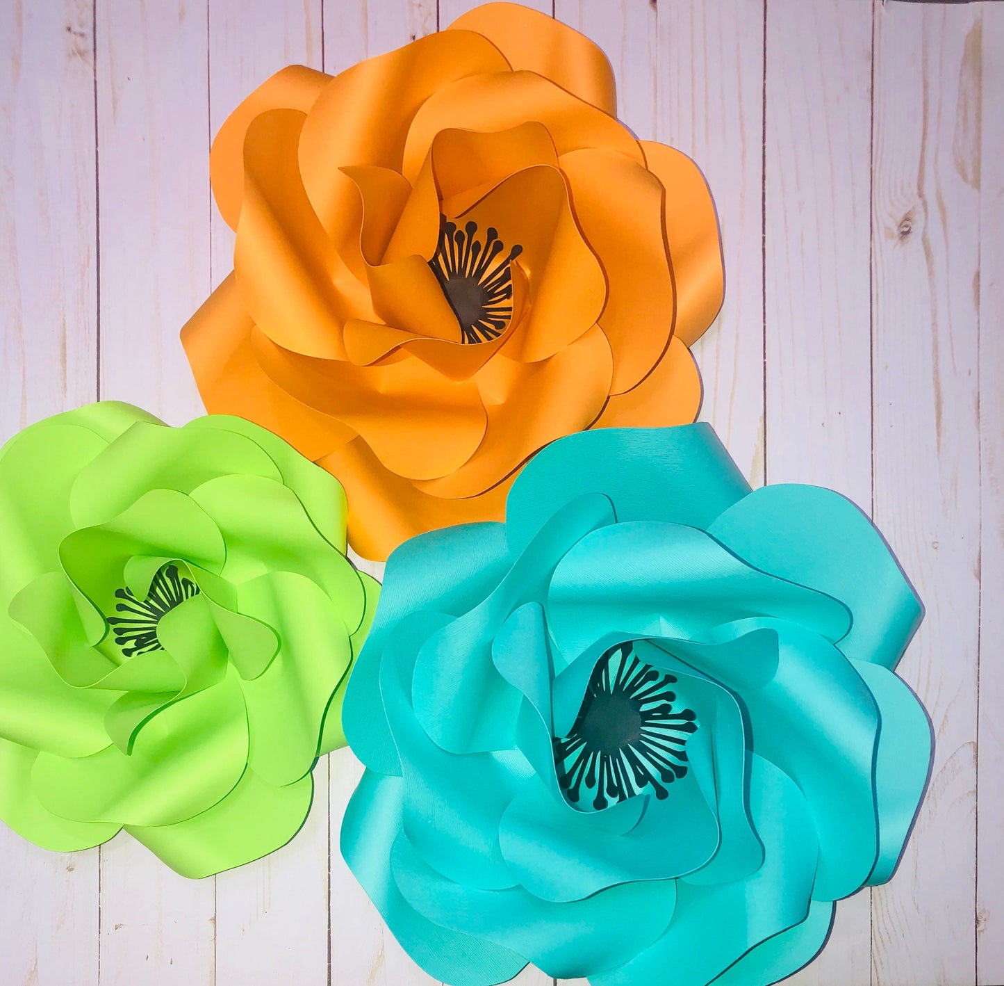 3D Paper Flowers Wall Decor